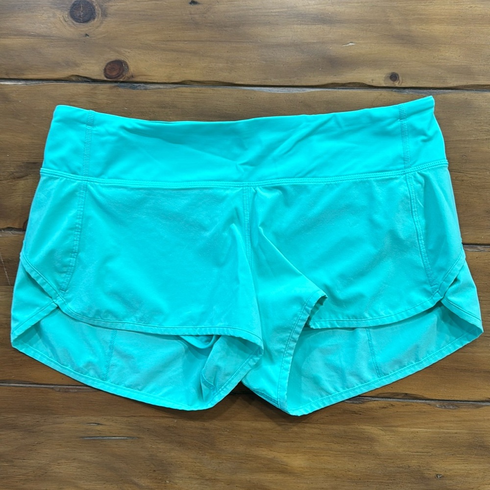 NWOT Lululemon Speed Up Shorts